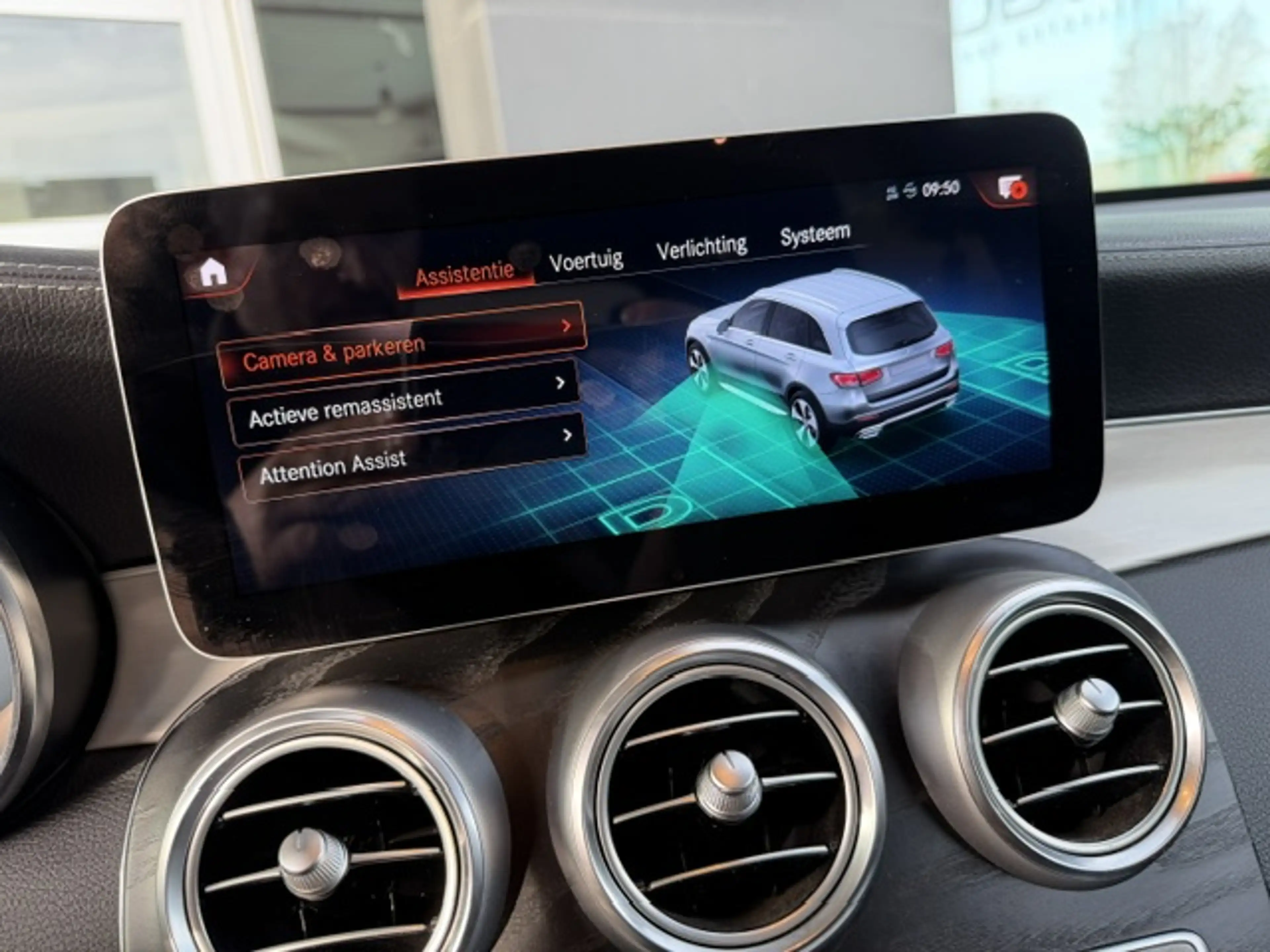 Mercedes-Benz GLC 200 4-Matic MHEV / MBUX+ / Leder / Cam / Multibeam LED / Carplay — photo 13