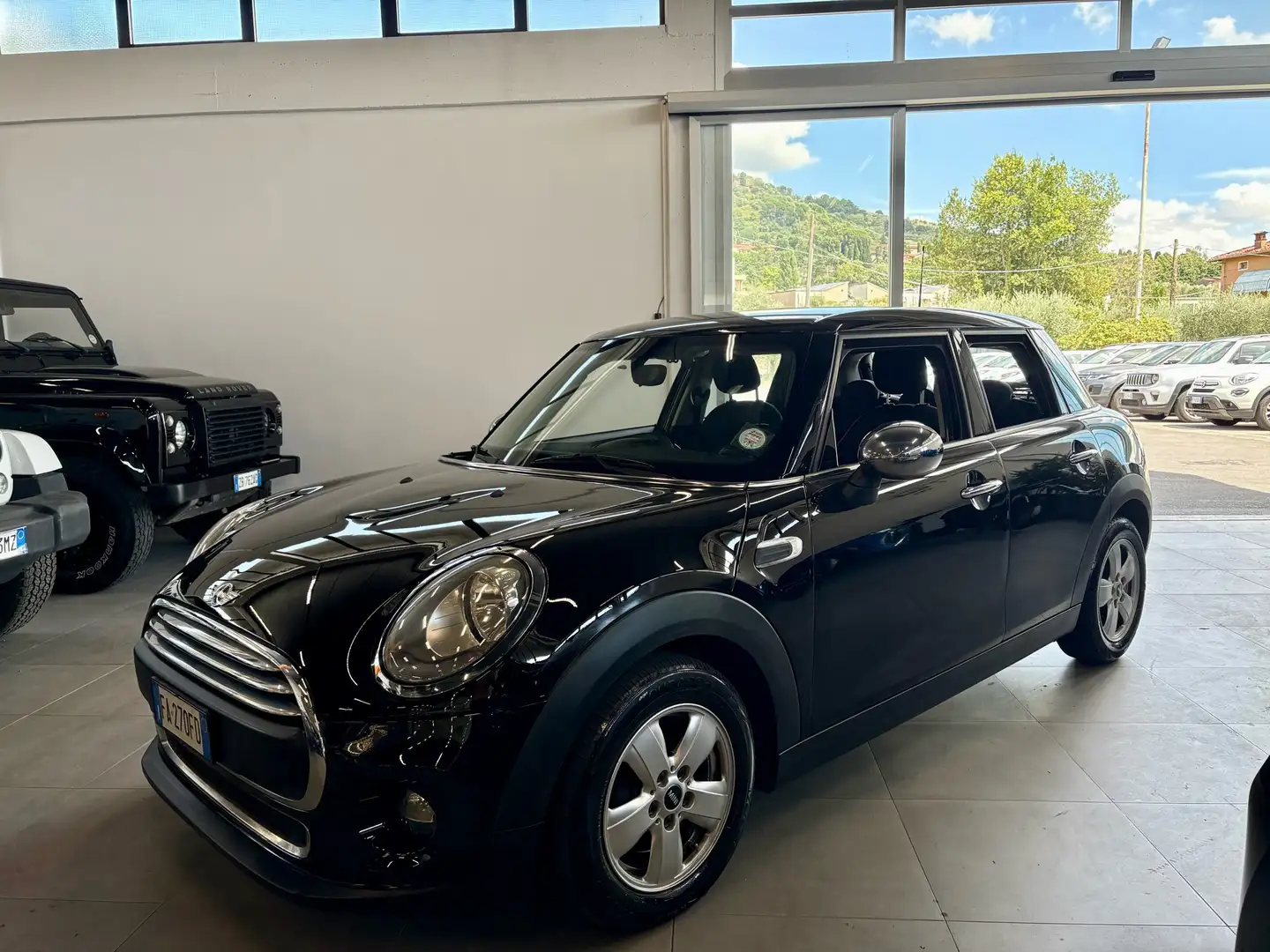 MINI One D Mini IV F55-F56 2014 1.5 Business 5p Nero - 1