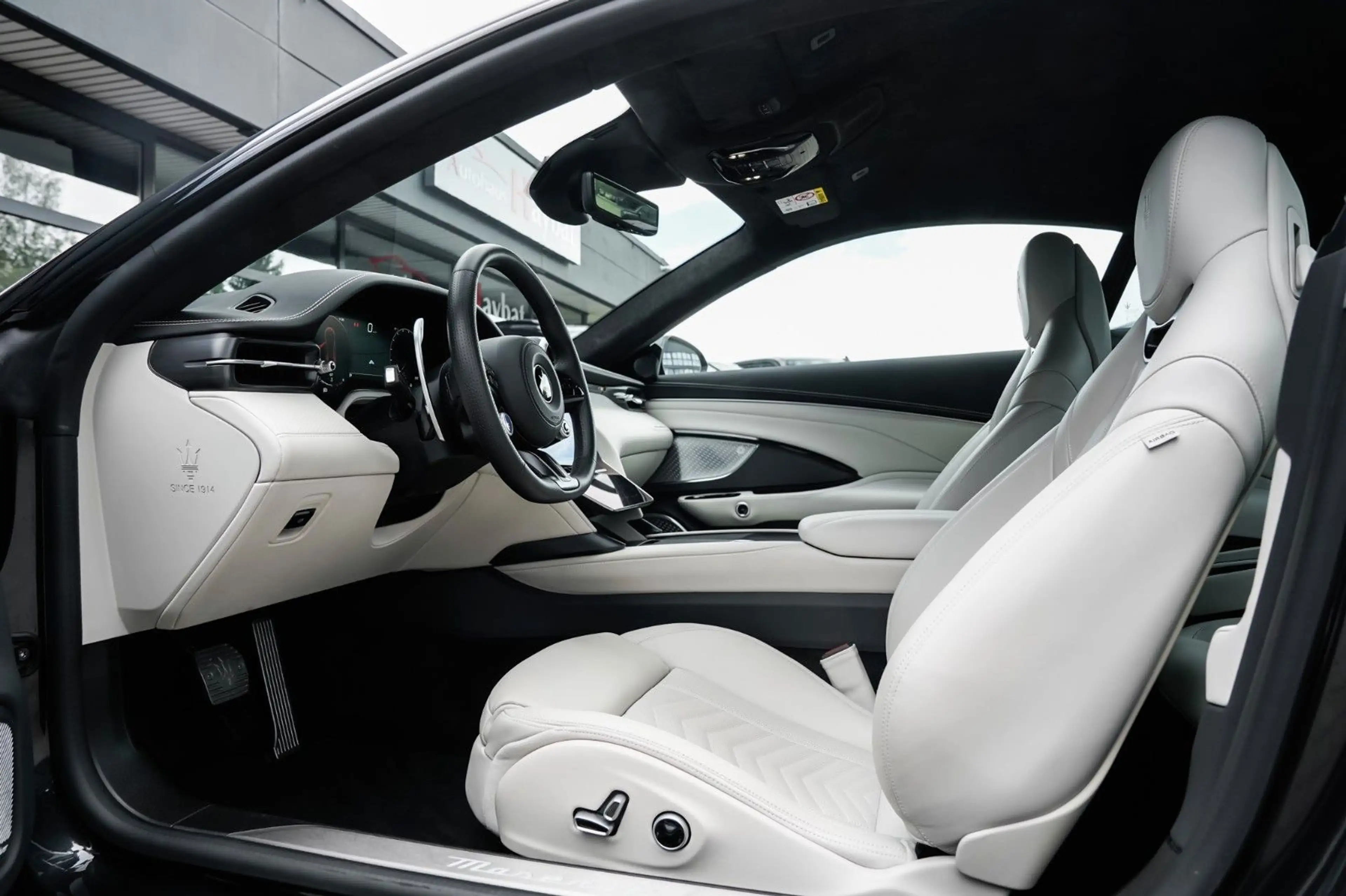 Maserati GranTurismo Trofeo AWD Sonus High-3D Carbon — photo 11
