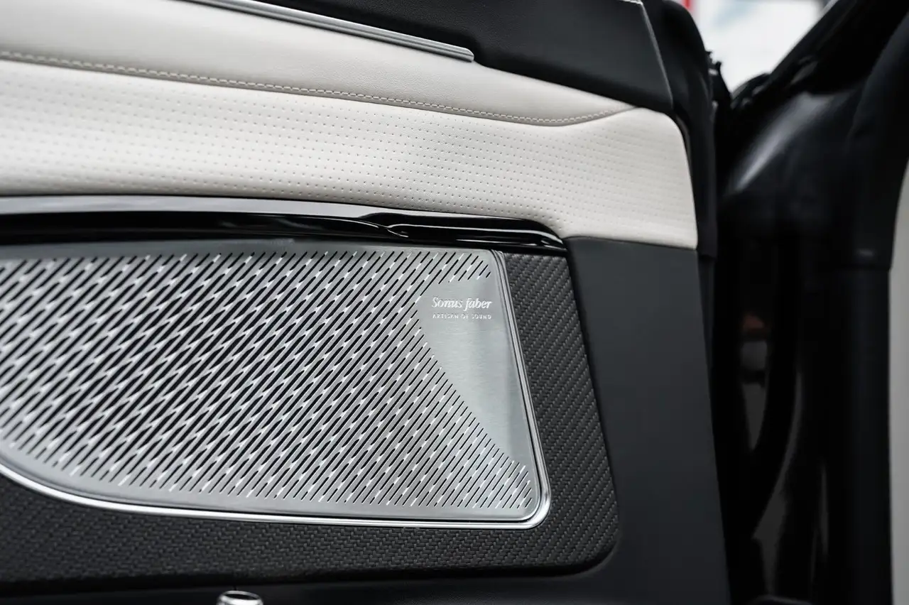 Maserati GranTurismo 2023 — фото 13