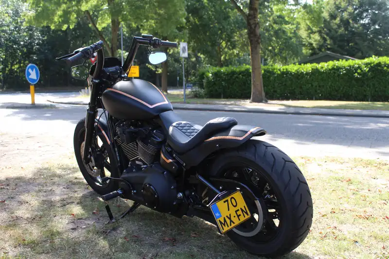 Harley-Davidson Street Bob - foto 7