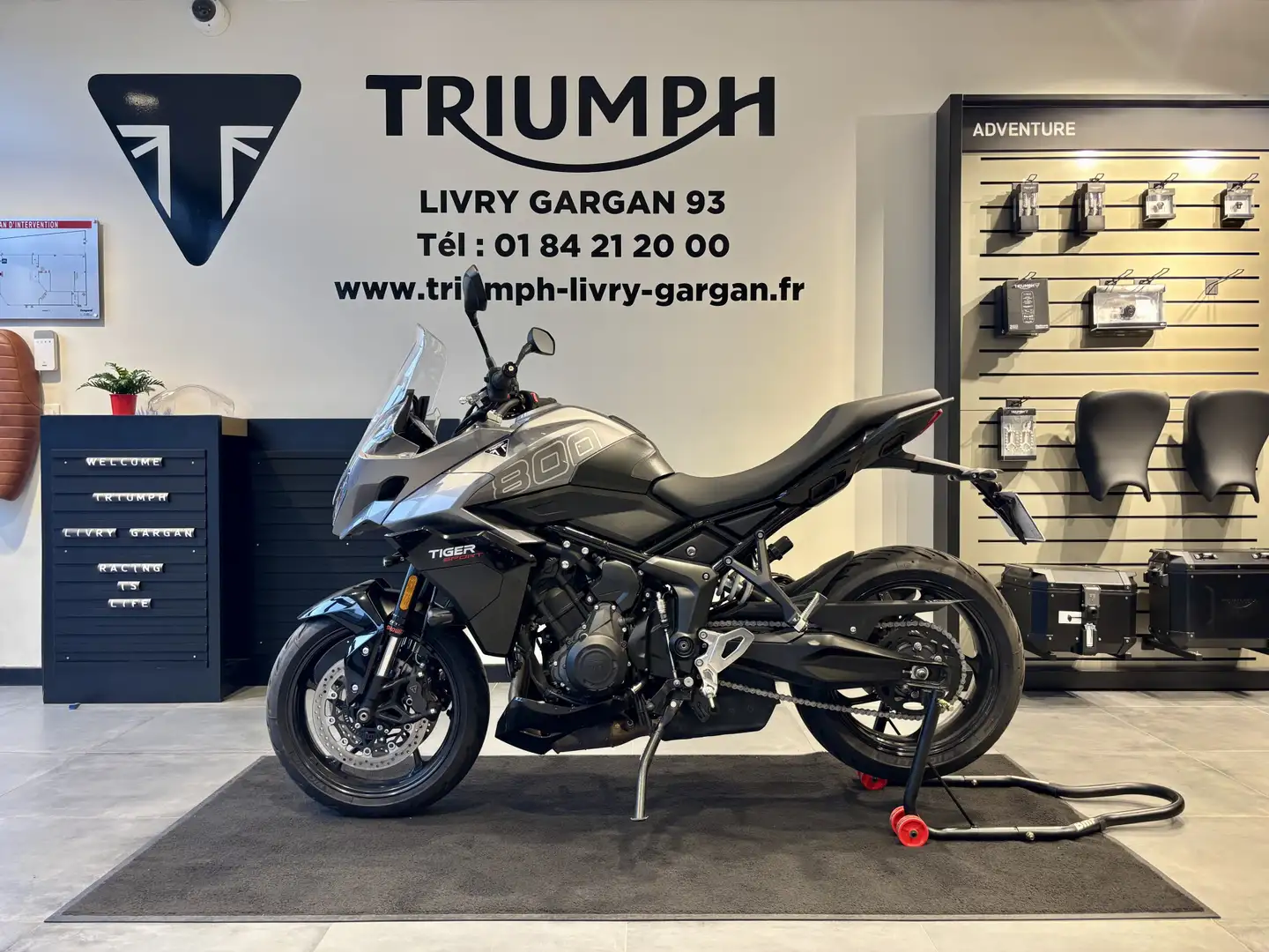 Triumph Tiger 800 Argent - 1