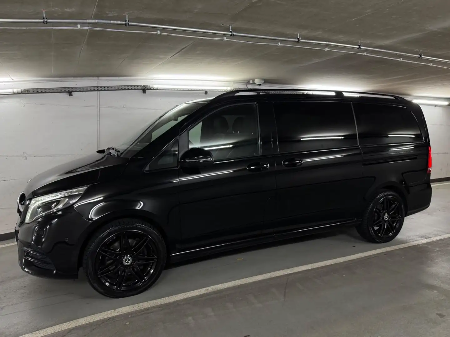 Mercedes-Benz V 300 V300d 4matic |AMG-Line|Lang|LED|Burmester| Schwarz - 2