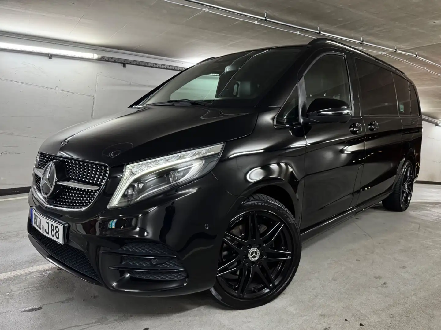 Mercedes-Benz V 300 V300d 4matic |AMG-Line|Lang|LED|Burmester| Schwarz - 1