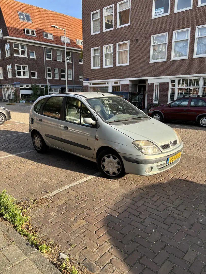 Renault Scenic Megane 2.0 RT - 2