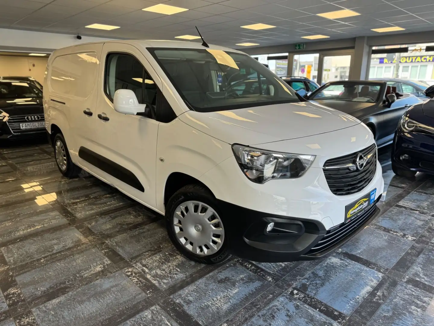 Opel Combo E Cargo Edition erhöhte Nutzlast XL*Navi* Weiß - 2