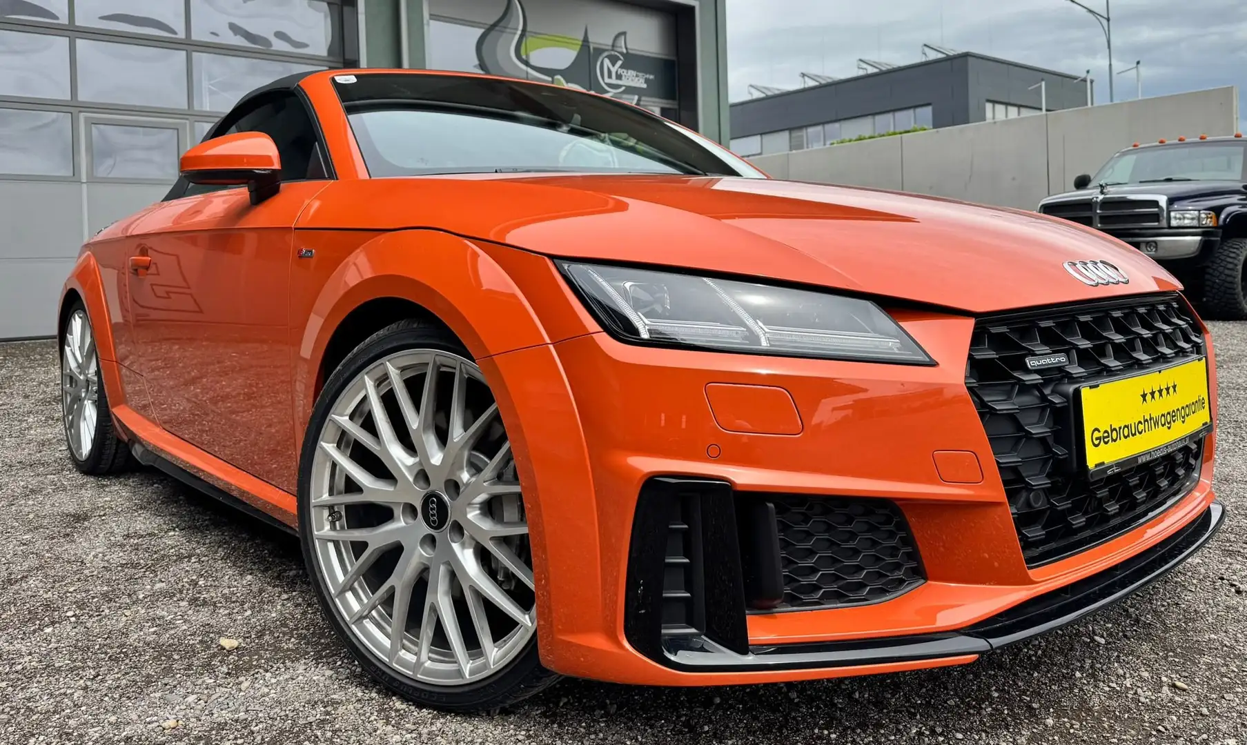 Audi TT 45 TFSI quattro Orange - 1