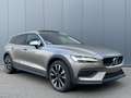 Volvo V60 Cross Country B5 Plus Bright AWD MHEV PILOT ACC PANO HEAT 19" Grijs - thumbnail 2