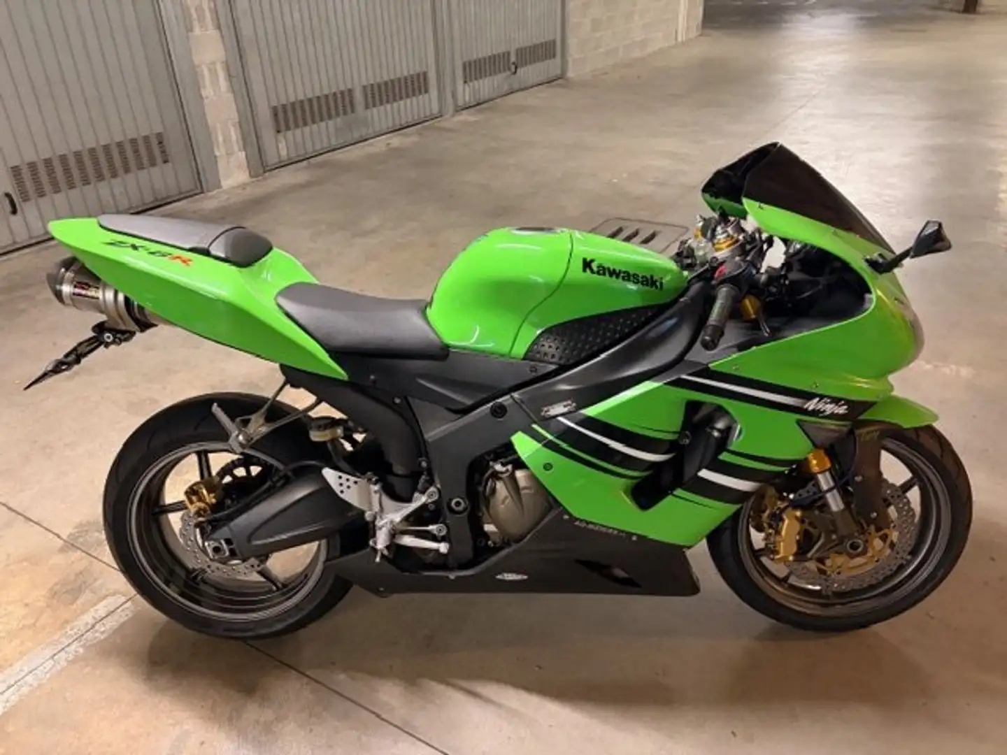 Kawasaki Ninja ZX-6R Verde - 1