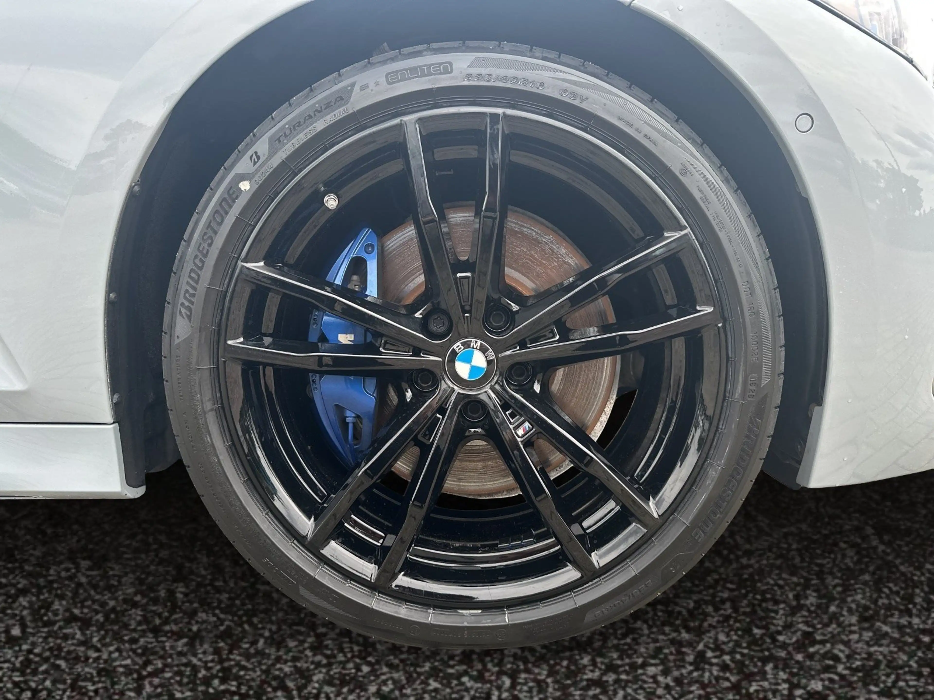BMW 340 M340d xDrive Touring — photo 9