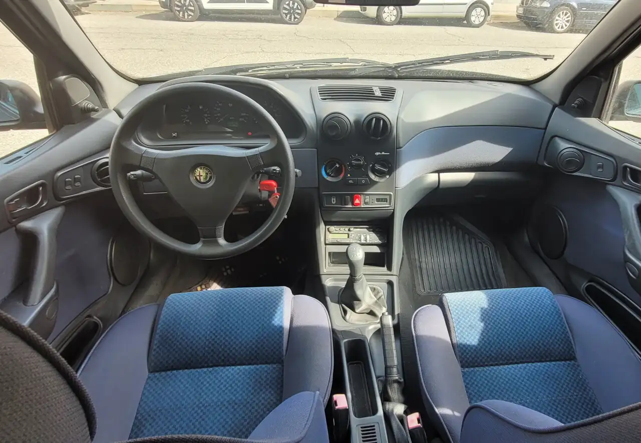 Alfa Romeo 146 1.4 Twin Spark, foto 4