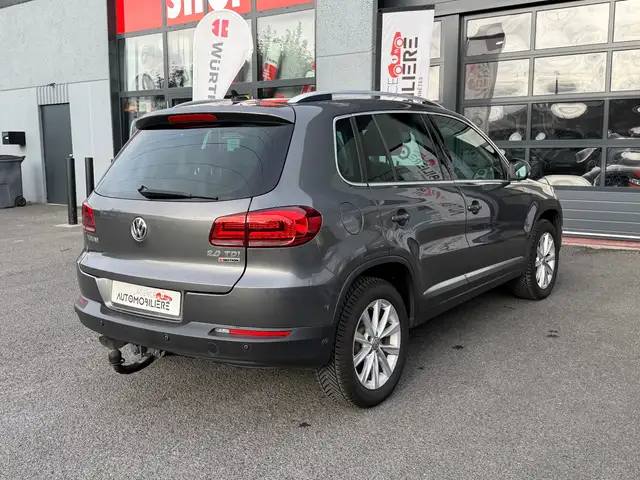 Volkswagen Tiguan view 5