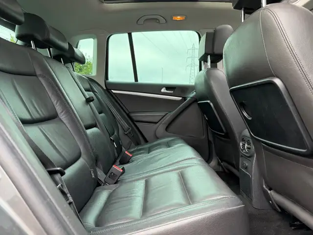 Volkswagen Tiguan view 9