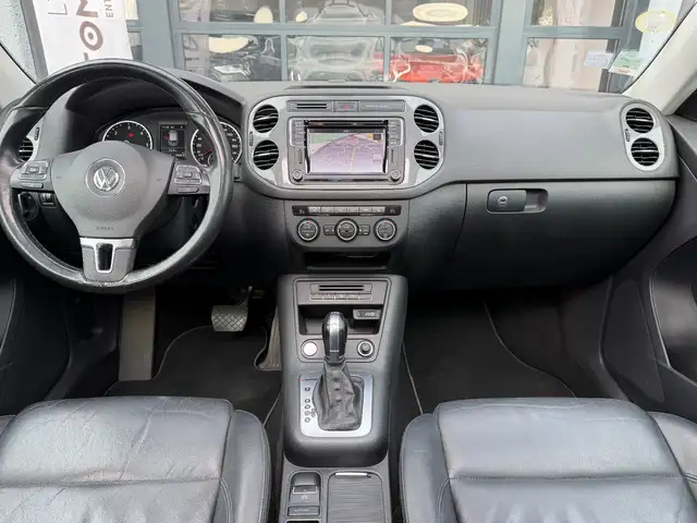 Volkswagen Tiguan view 11