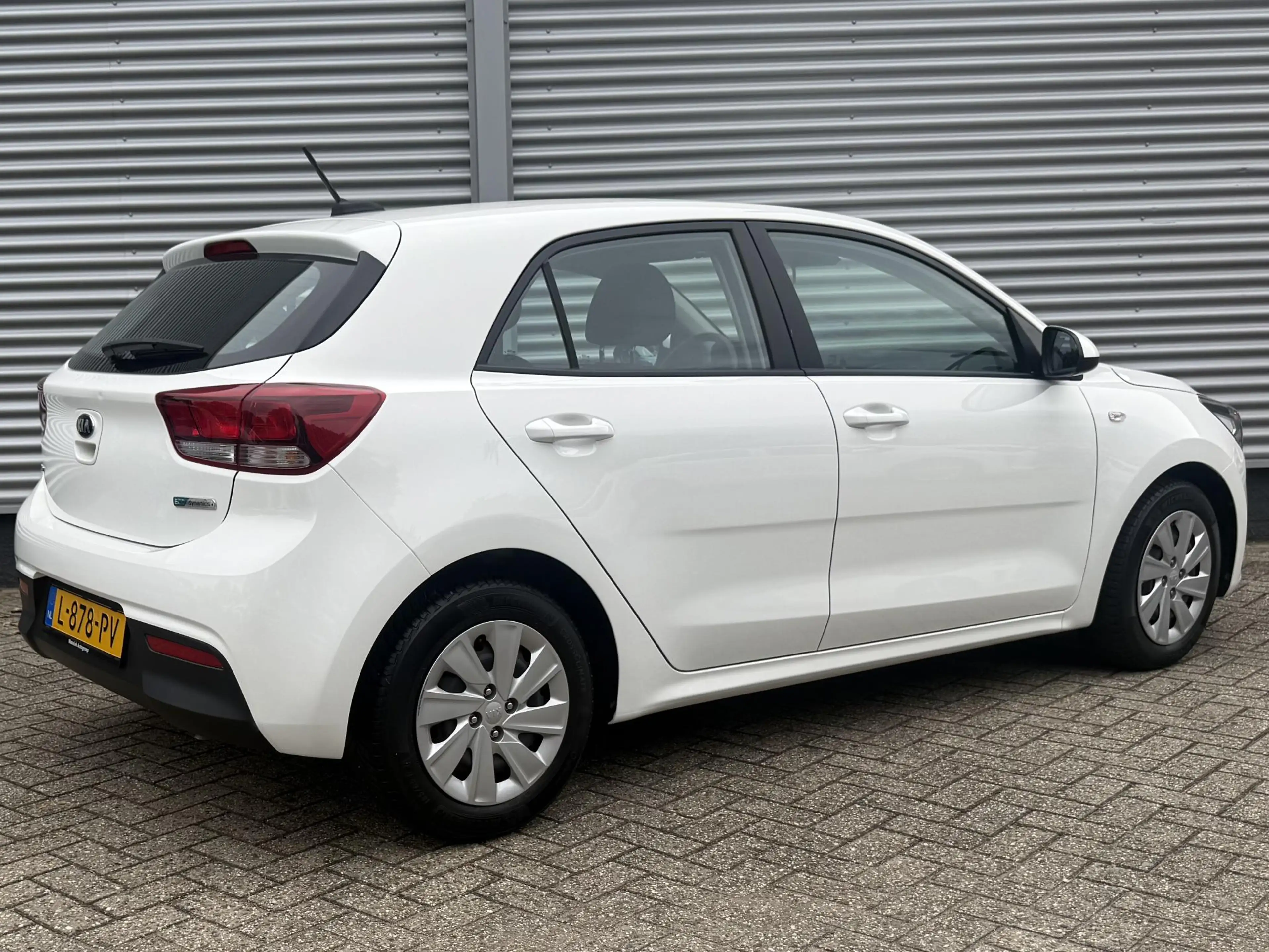 Kia Rio 1.0 T-GDi MHEV ComfortLine — photo 8