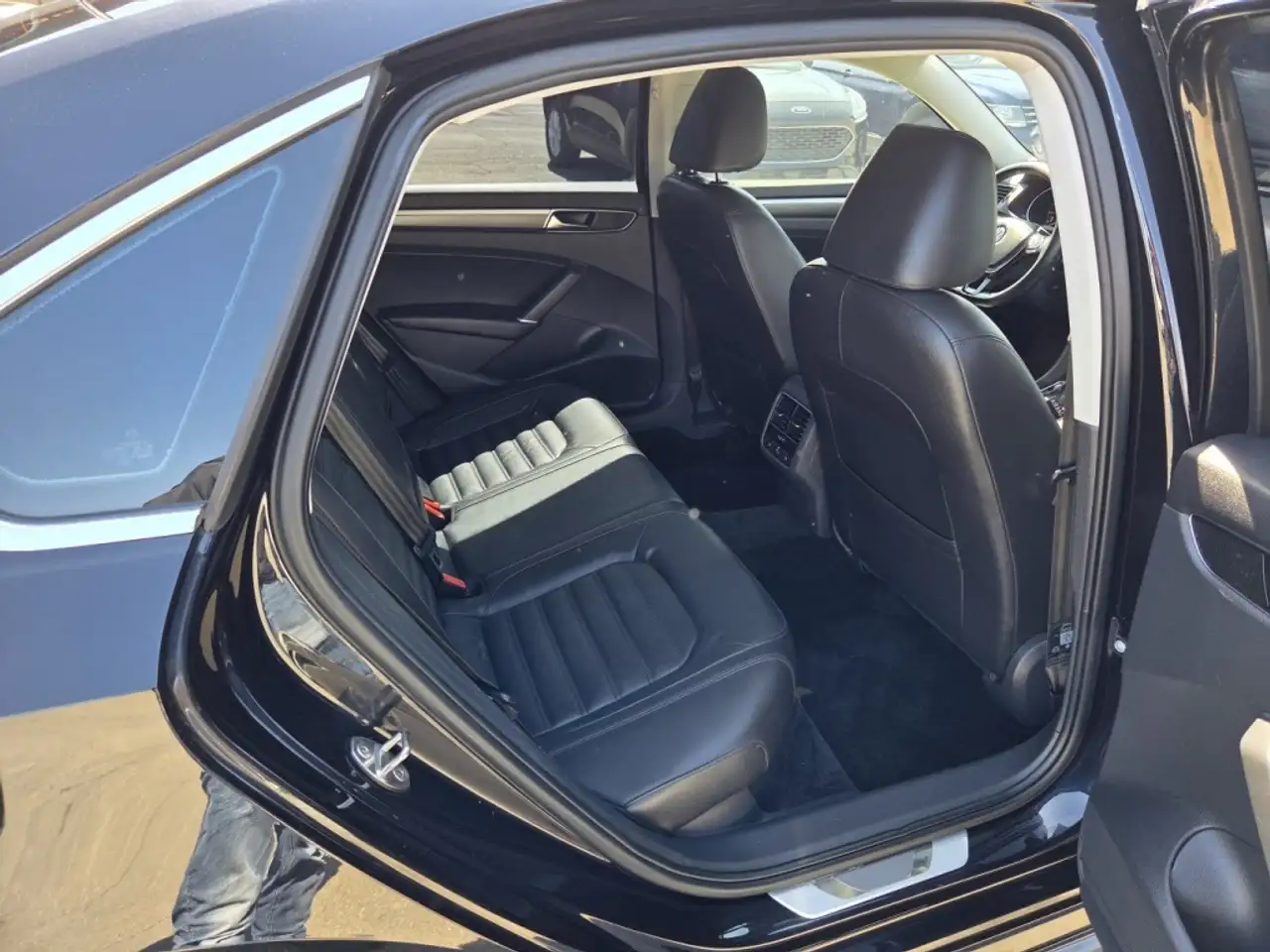 Volkswagen Passat снимка Volkswagen Passat