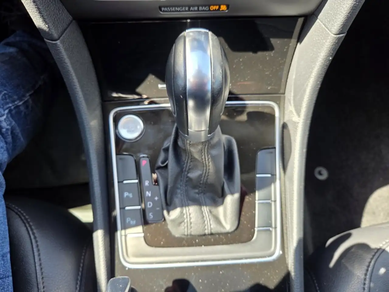 Volkswagen Passat снимка Volkswagen Passat