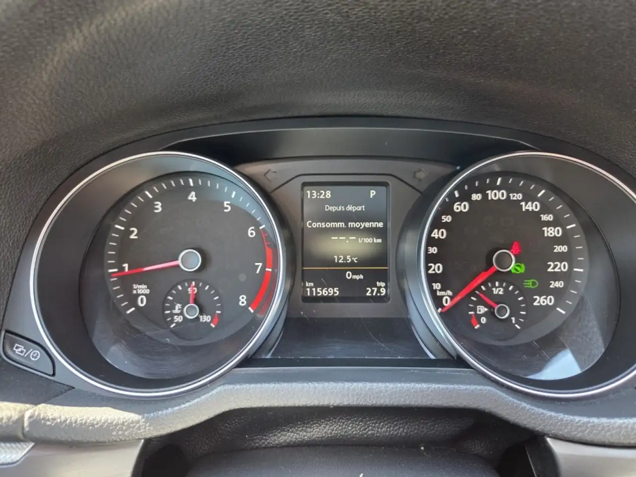 Volkswagen Passat снимка Volkswagen Passat