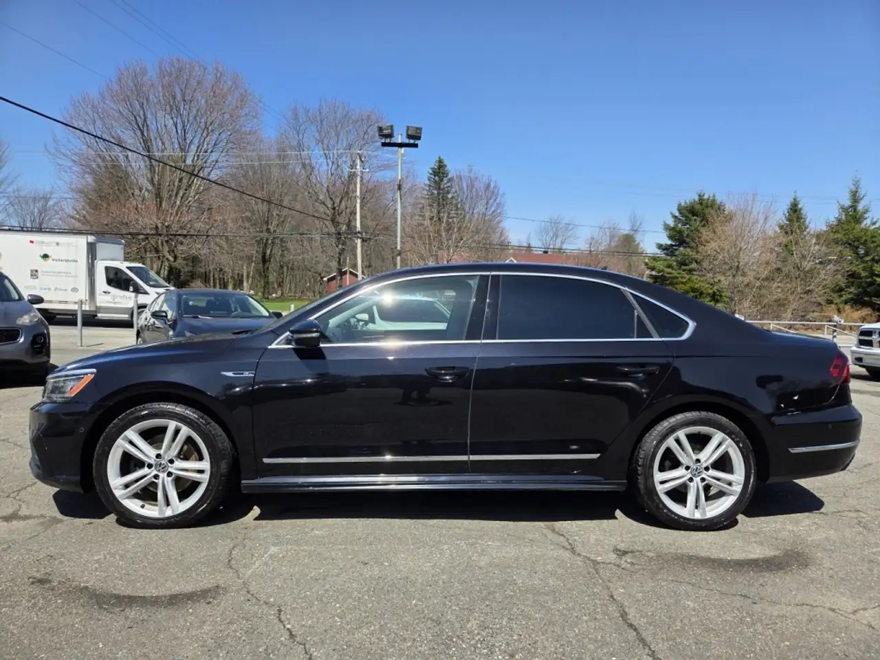 Volkswagen Passat снимка Volkswagen Passat