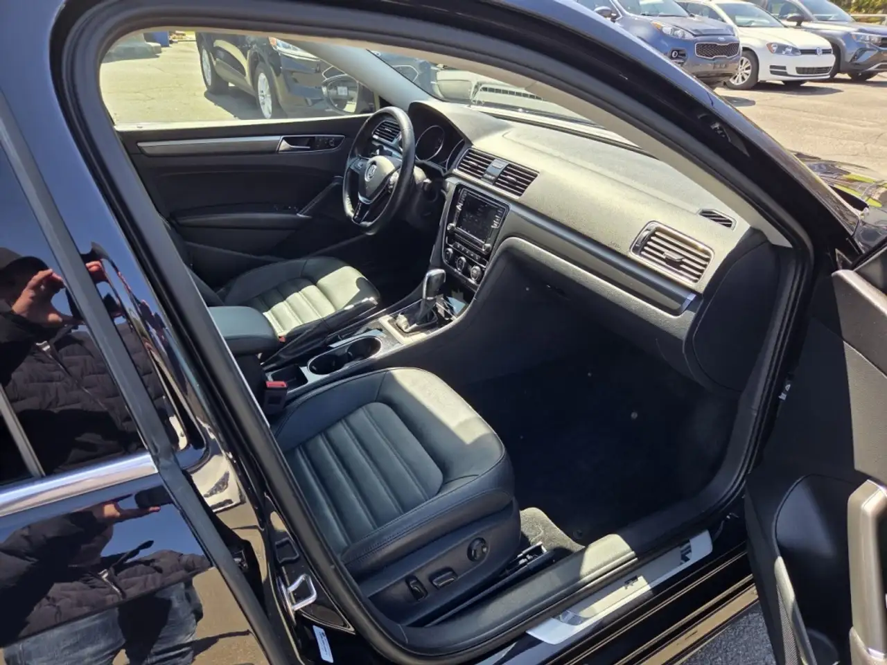 Volkswagen Passat снимка Volkswagen Passat