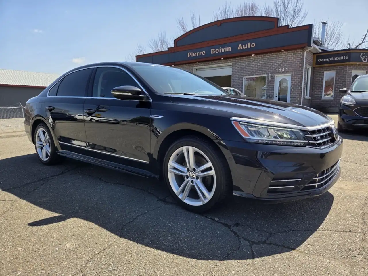 Volkswagen Passat снимка Volkswagen Passat