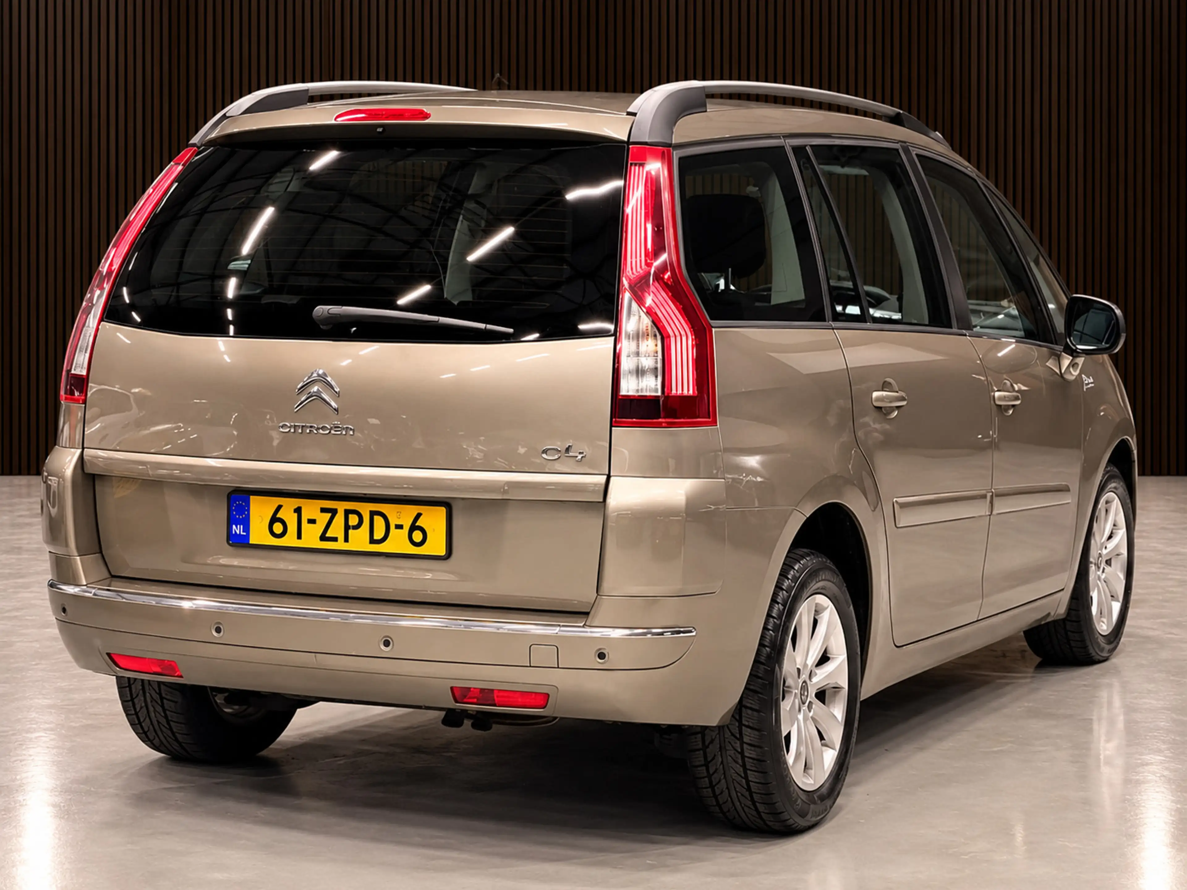 Citroen Grand C4 Picasso 1.6 THP Collection EGS 7-PERSOONS AUTOMAAT NAVI/PD — photo 4