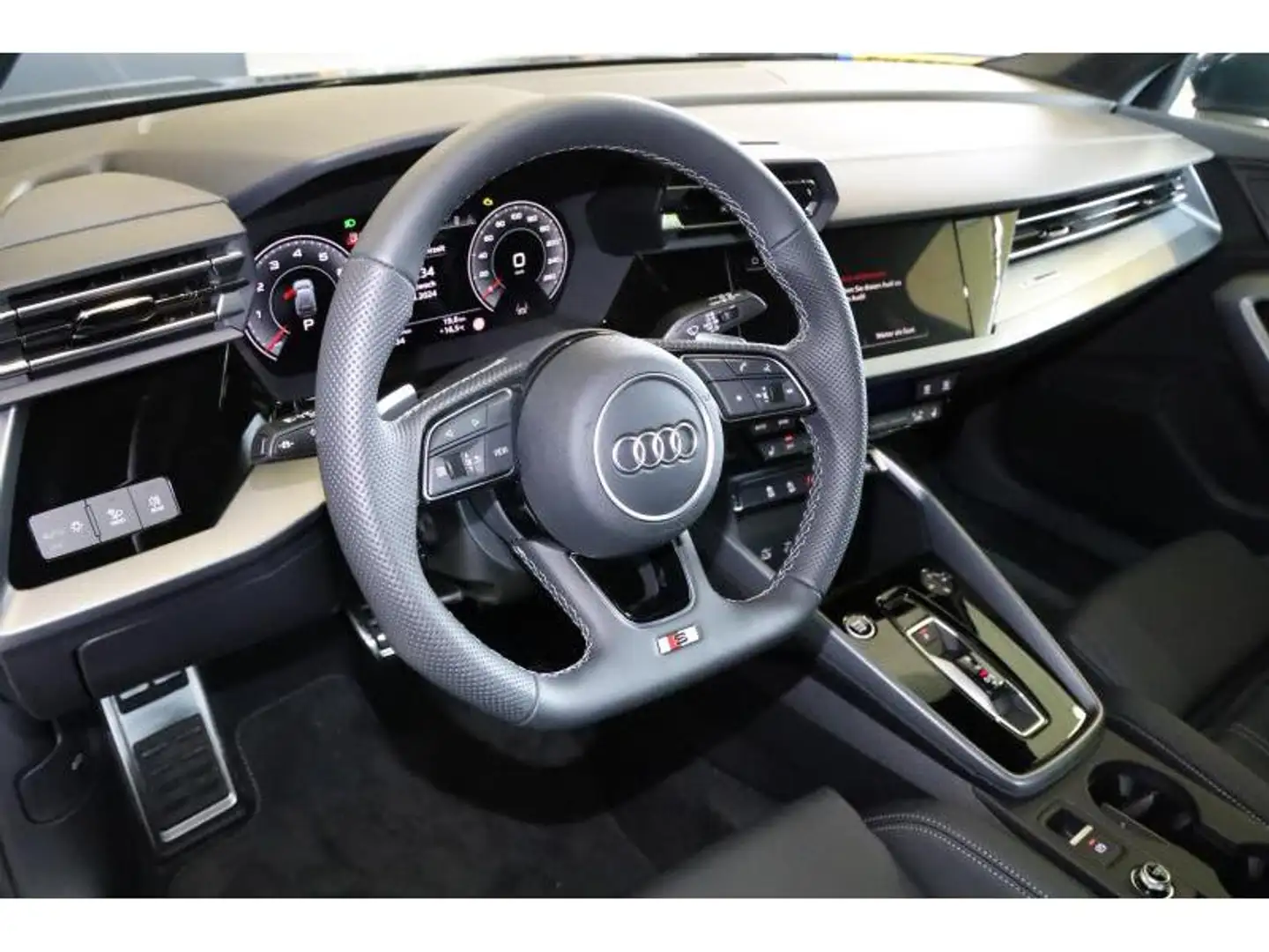 Audi A3 Sportback S Line Gris - 2