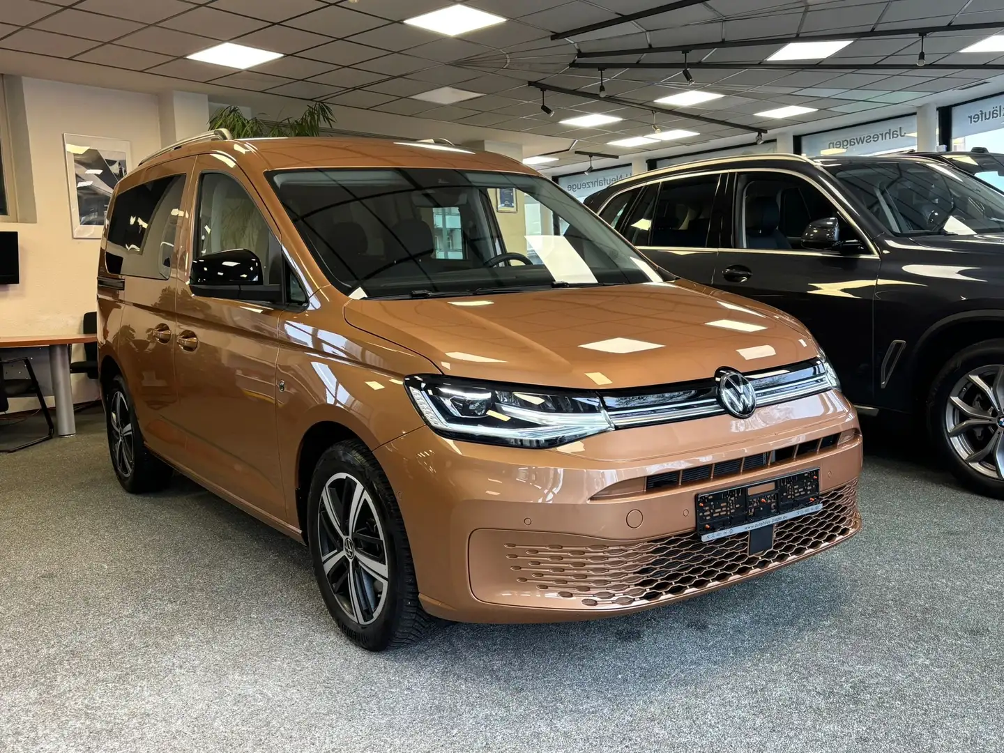 Volkswagen Caddy Goal 2.0 TDI Life DSG ++RFK+LED+ACC+Navi+ Bronze - 1