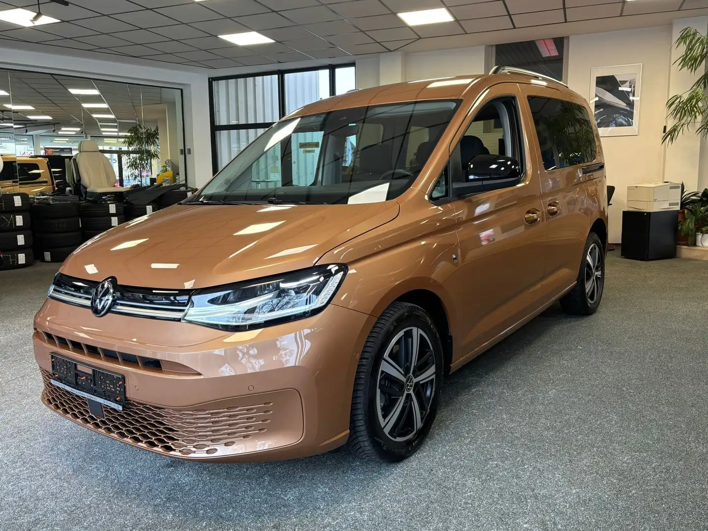 Volkswagen Caddy Goal 2.0 TDI Life DSG ++RFK+LED+ACC+Navi+ Bronze - 2