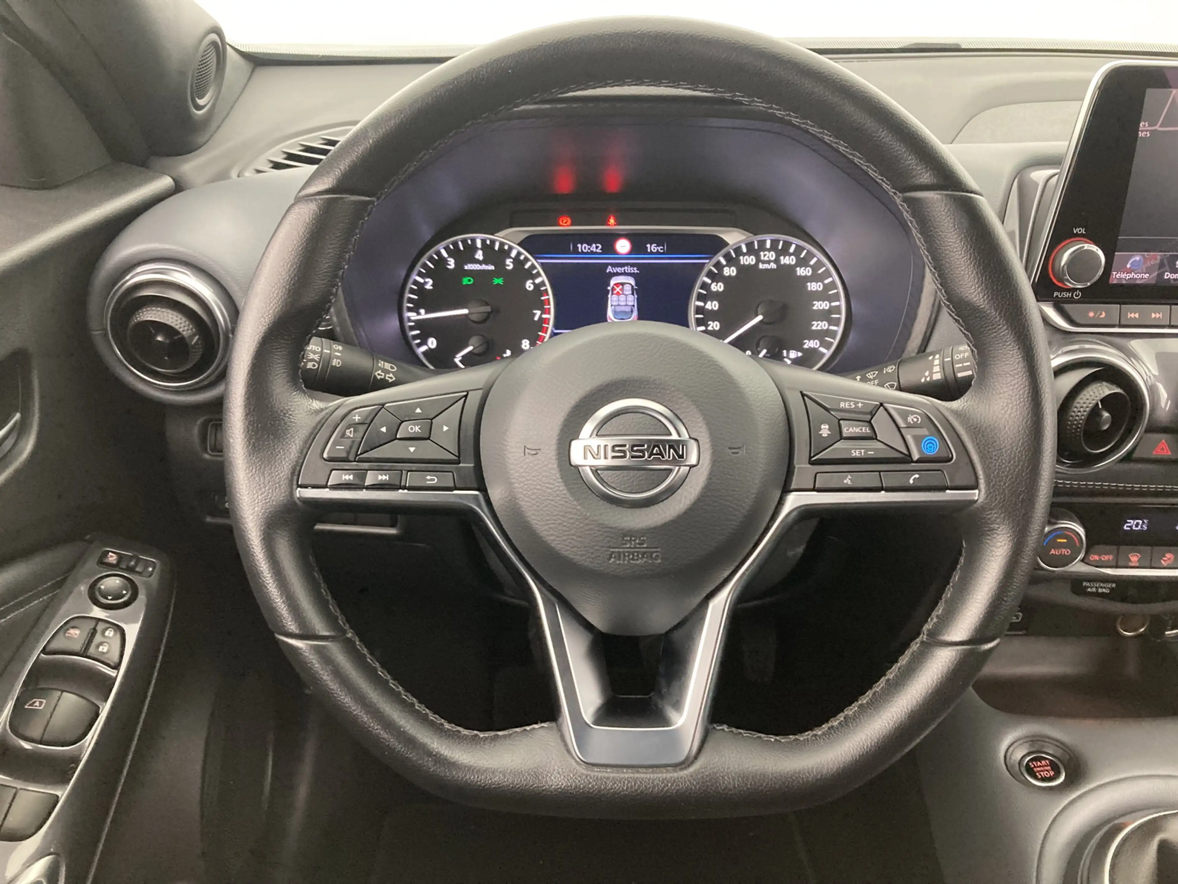 Nissan Juke 1.0 DIG-T 114 N-Design — photo 10