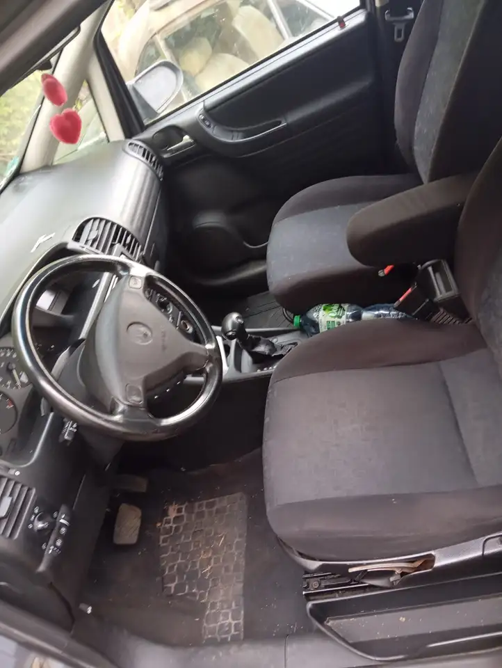Opel Zafira 1.8 16V 7 Sitzer, foto 8