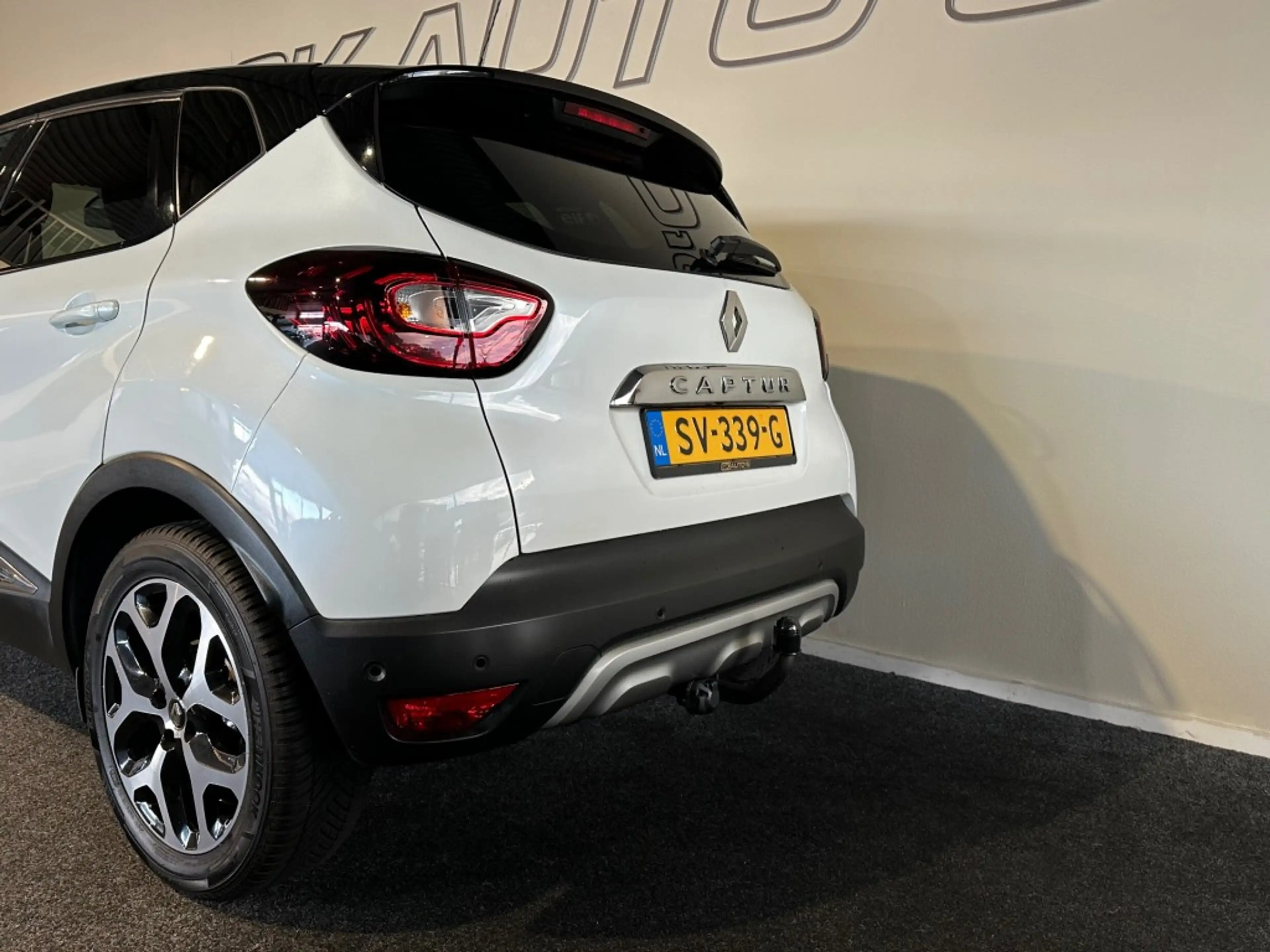 Renault Captur 0.9 TCE INTENS l NAP l TREKHAAK l CAMERA l CRUISE — photo 7