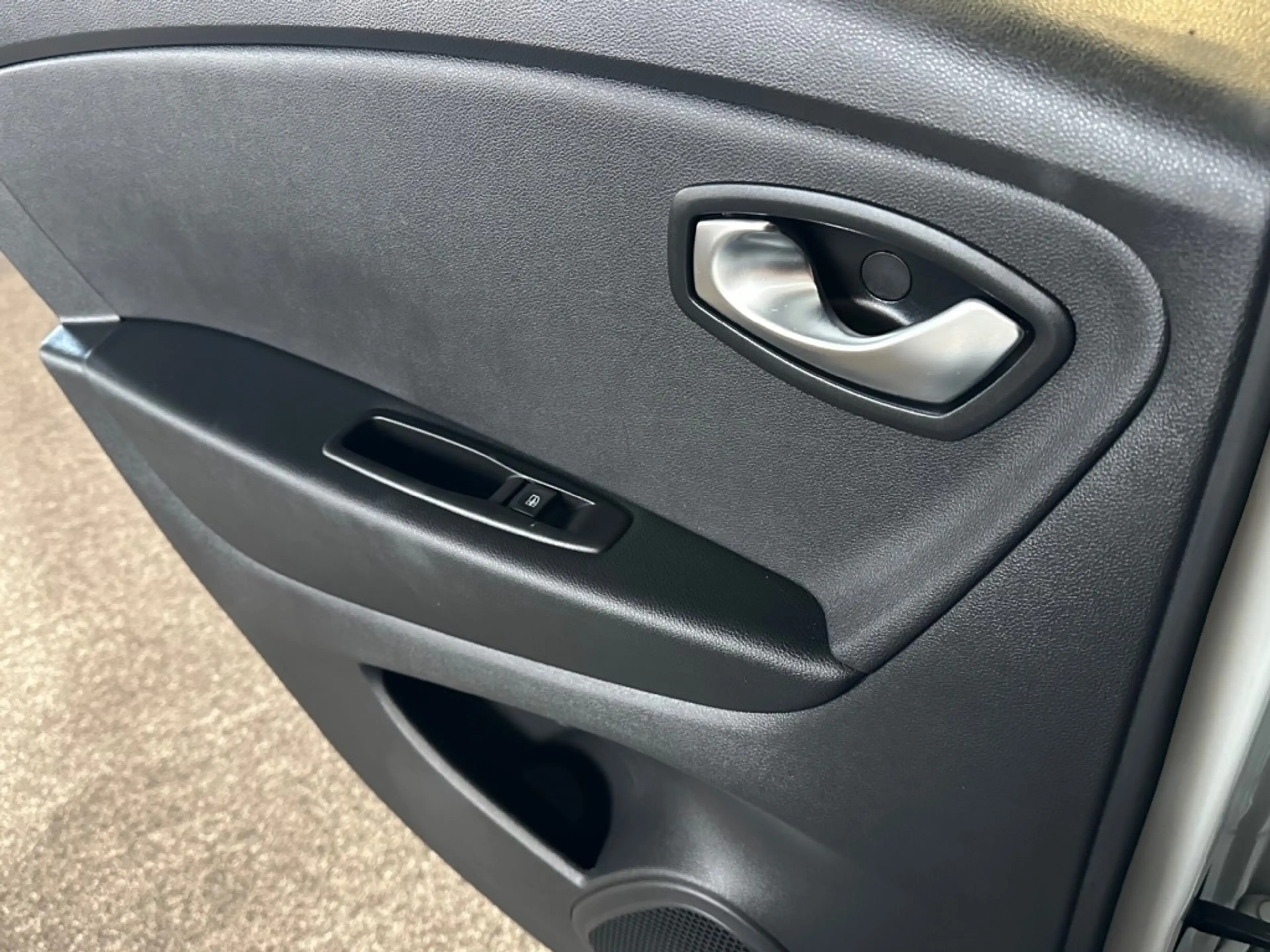Renault Captur 0.9 TCE INTENS l NAP l TREKHAAK l CAMERA l CRUISE — photo 34