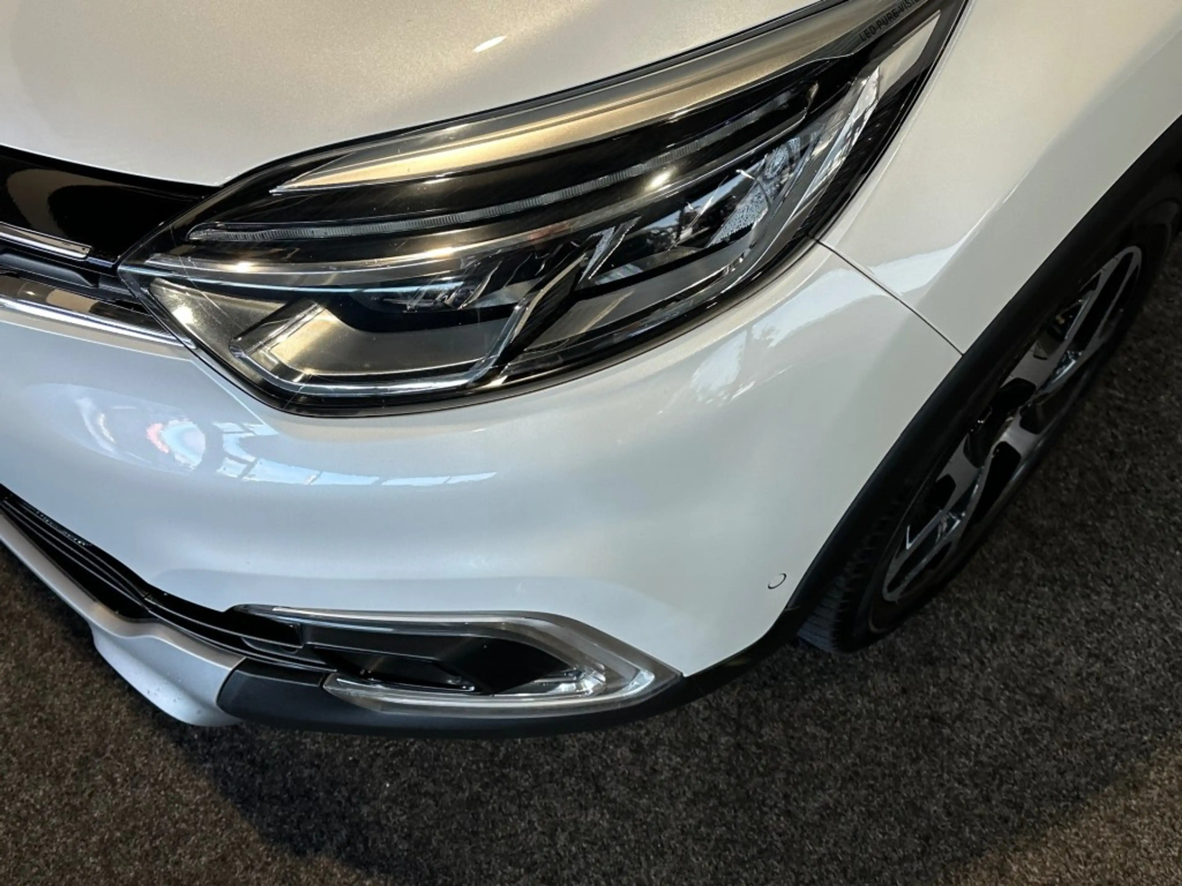 Renault Captur 0.9 TCE INTENS l NAP l TREKHAAK l CAMERA l CRUISE — photo 35
