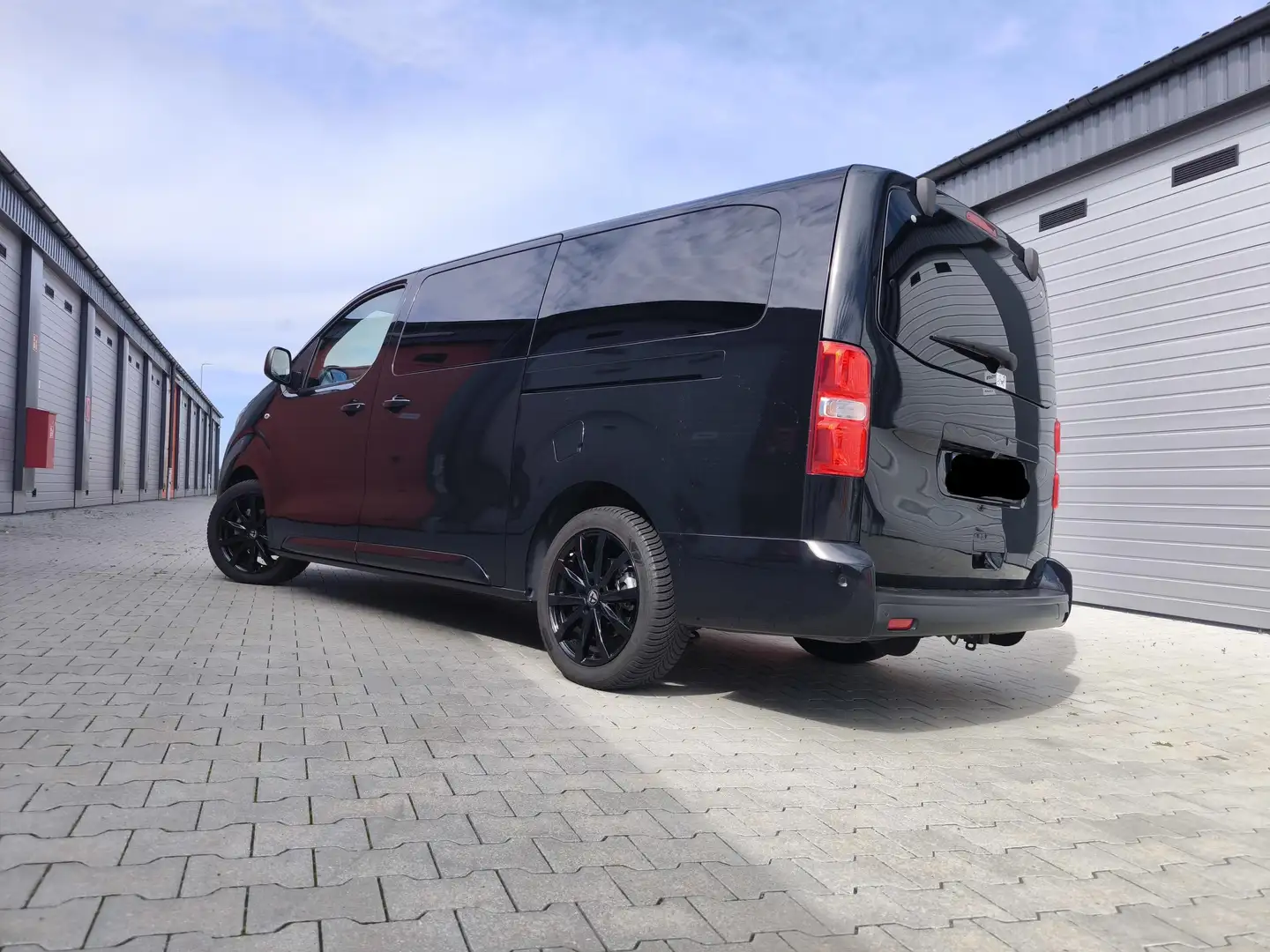 Toyota Proace L2 (7-Si.) Automatik Verso Executive Schwarz - 1