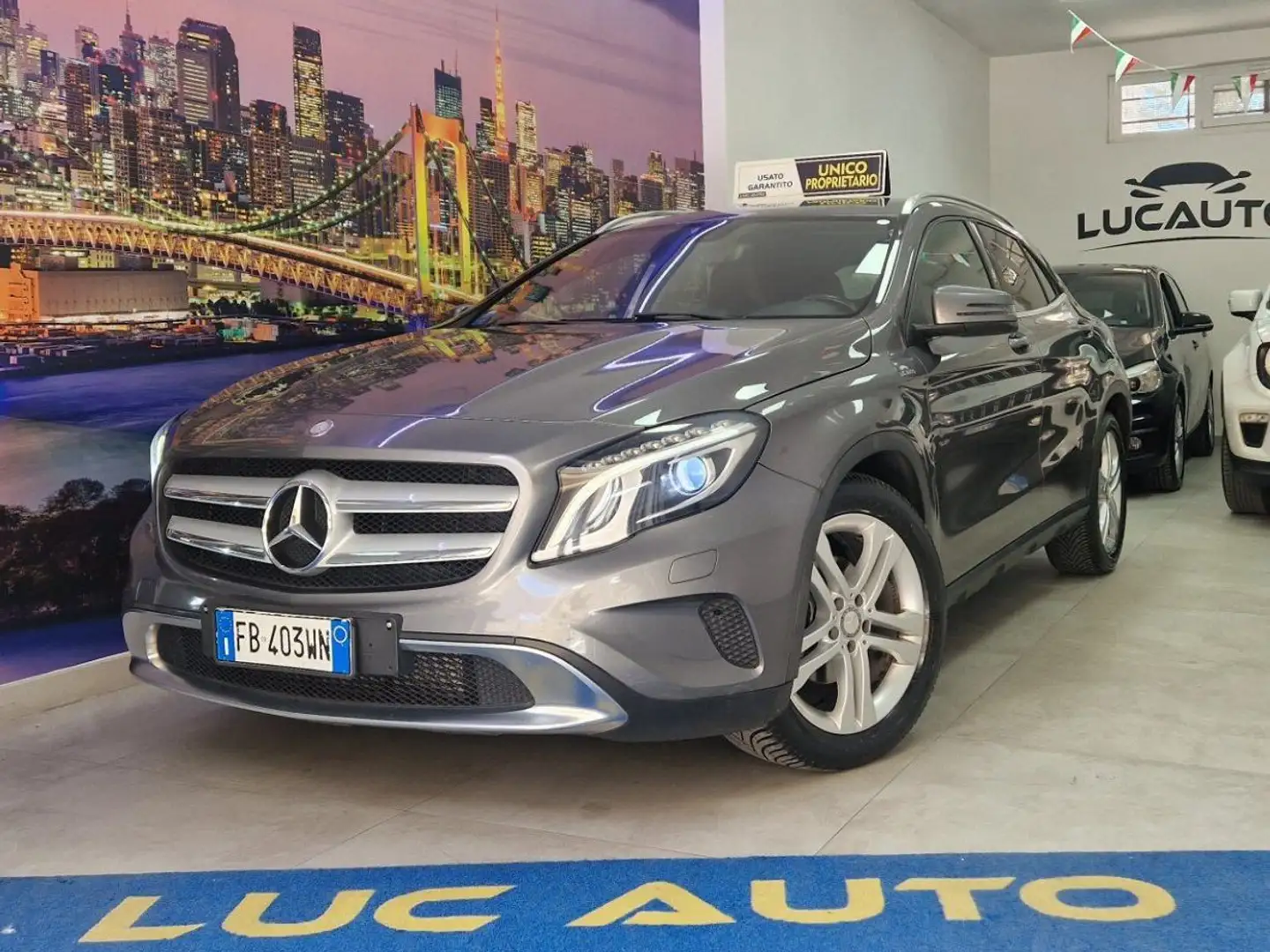 Mercedes-Benz GLA 220 GLA 220 d (cdi) Premium 4matic 170cv auto Gris - 2