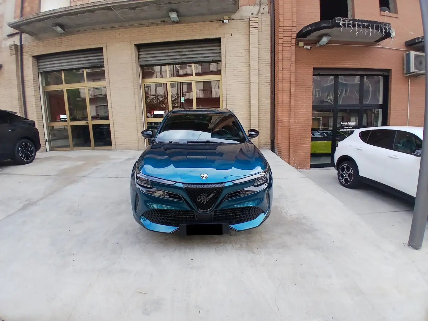 Alfa Romeo Junior Junior 1.2 136 CV Hybrid eDCT6 Bleu - 1
