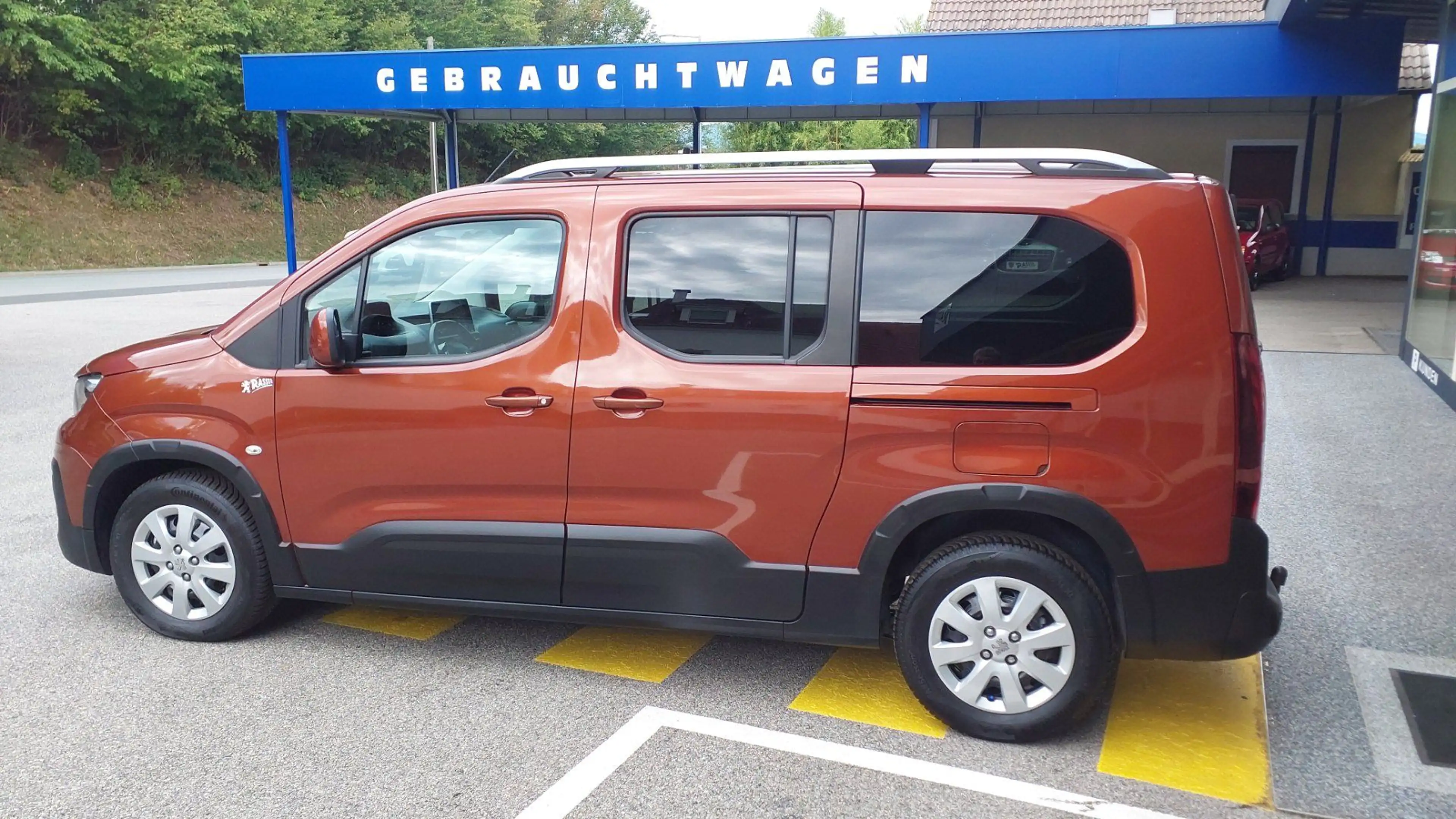 Peugeot Rifter 1.2 PureTech 110 Allure Lang Start&Stop (EU — photo 9
