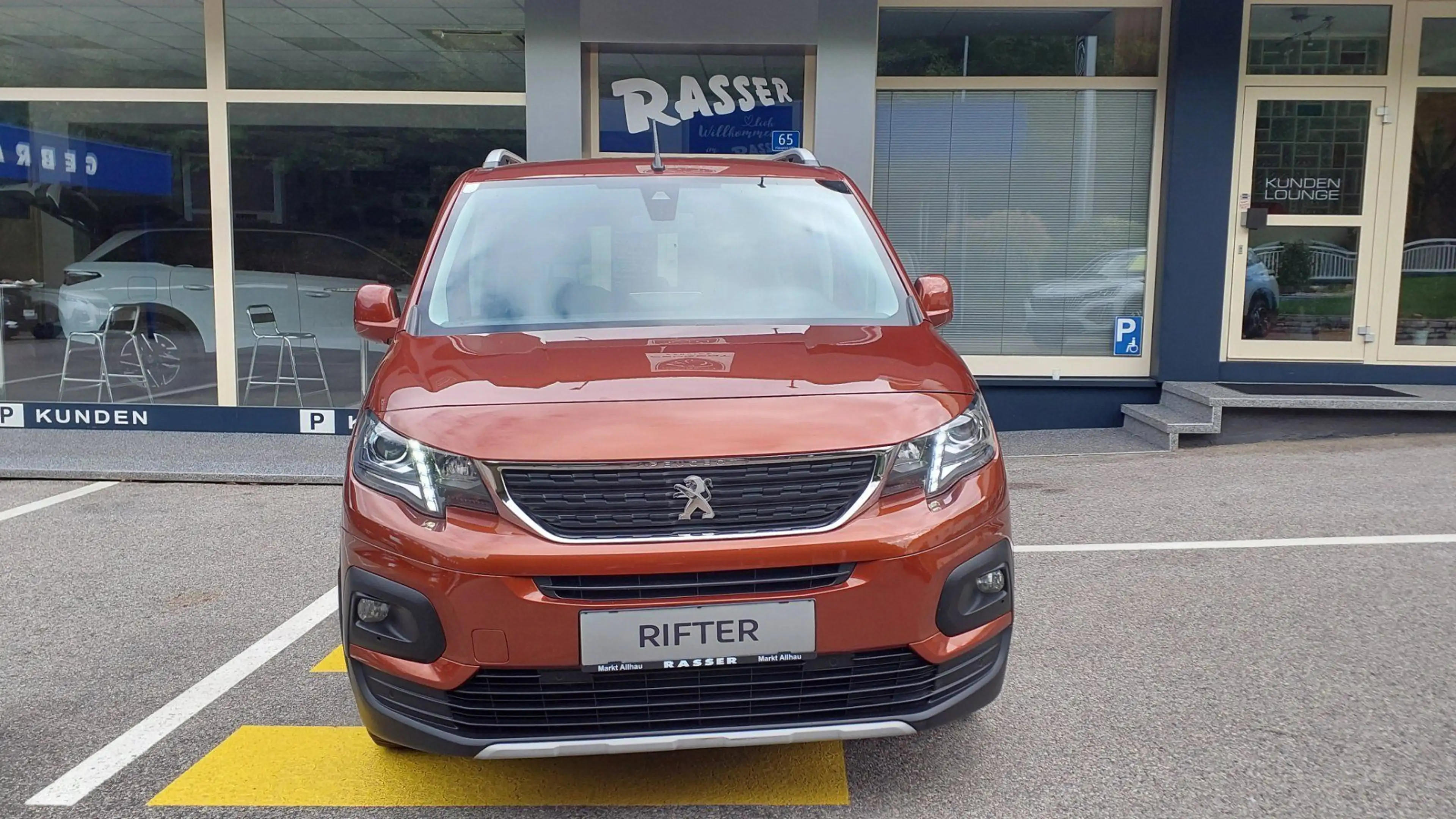 Peugeot Rifter 1.2 PureTech 110 Allure Lang Start&Stop (EU