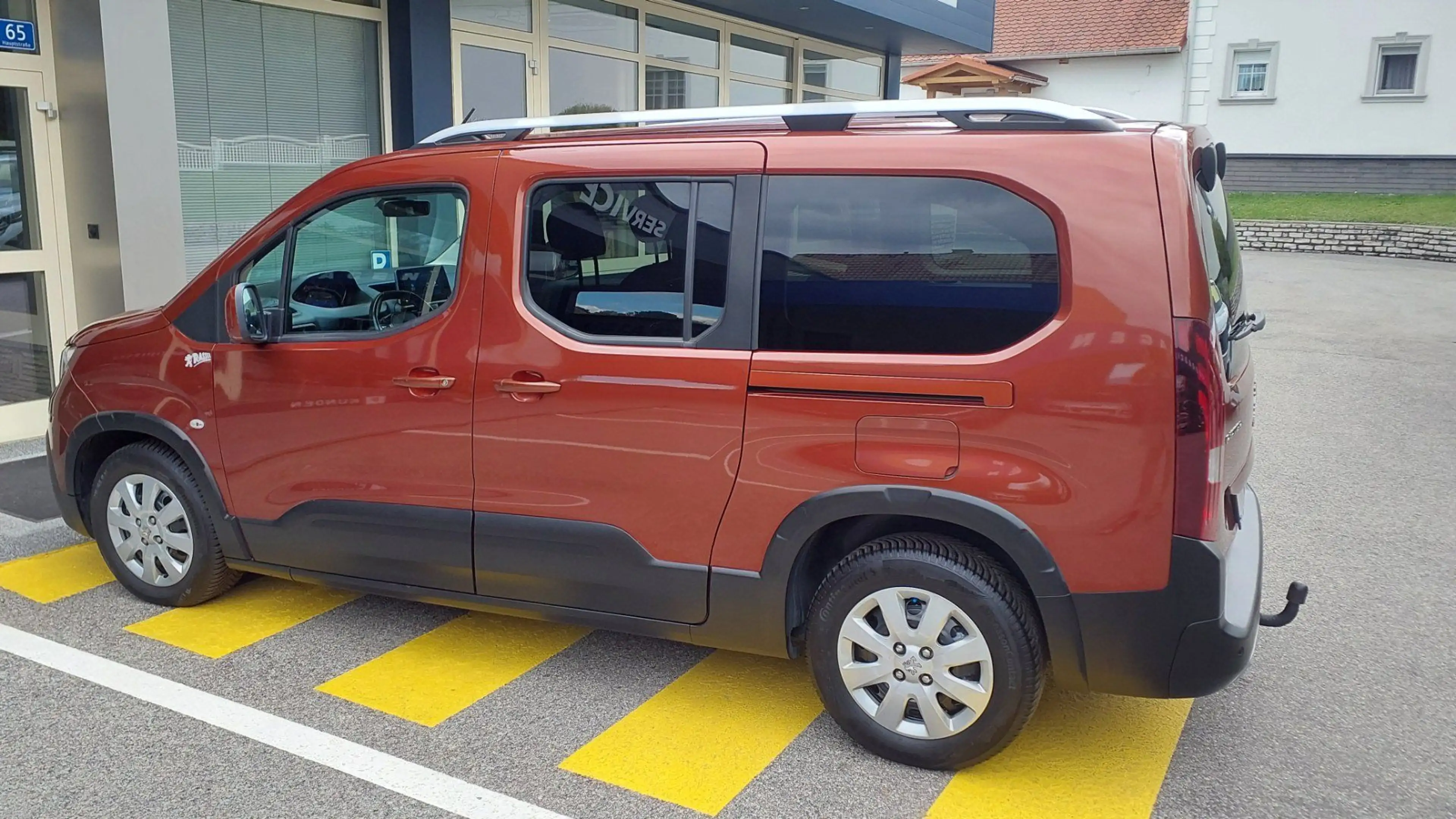 Peugeot Rifter 1.2 PureTech 110 Allure Lang Start&Stop (EU — photo 11