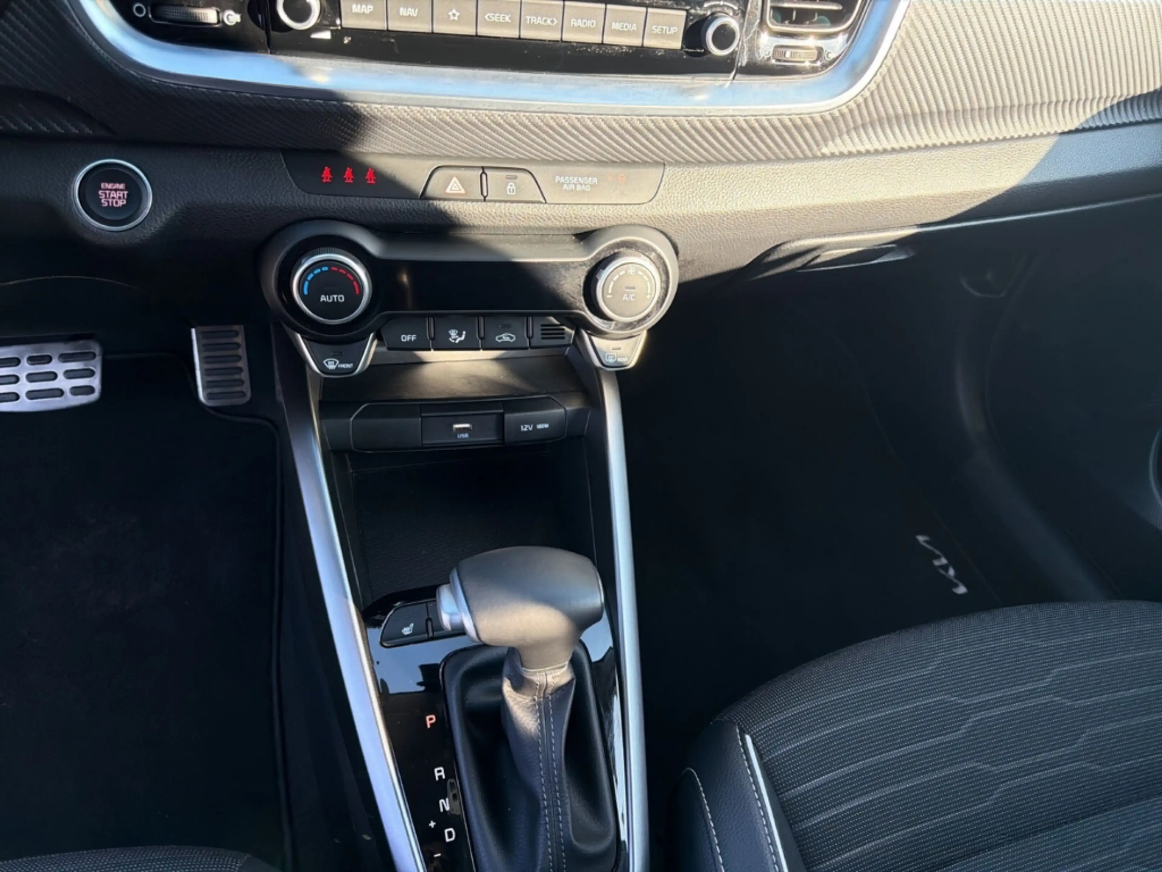 Kia Stonic GT-Line Navi Digitales Cockpit Soundsystem LED ACC — photo 15