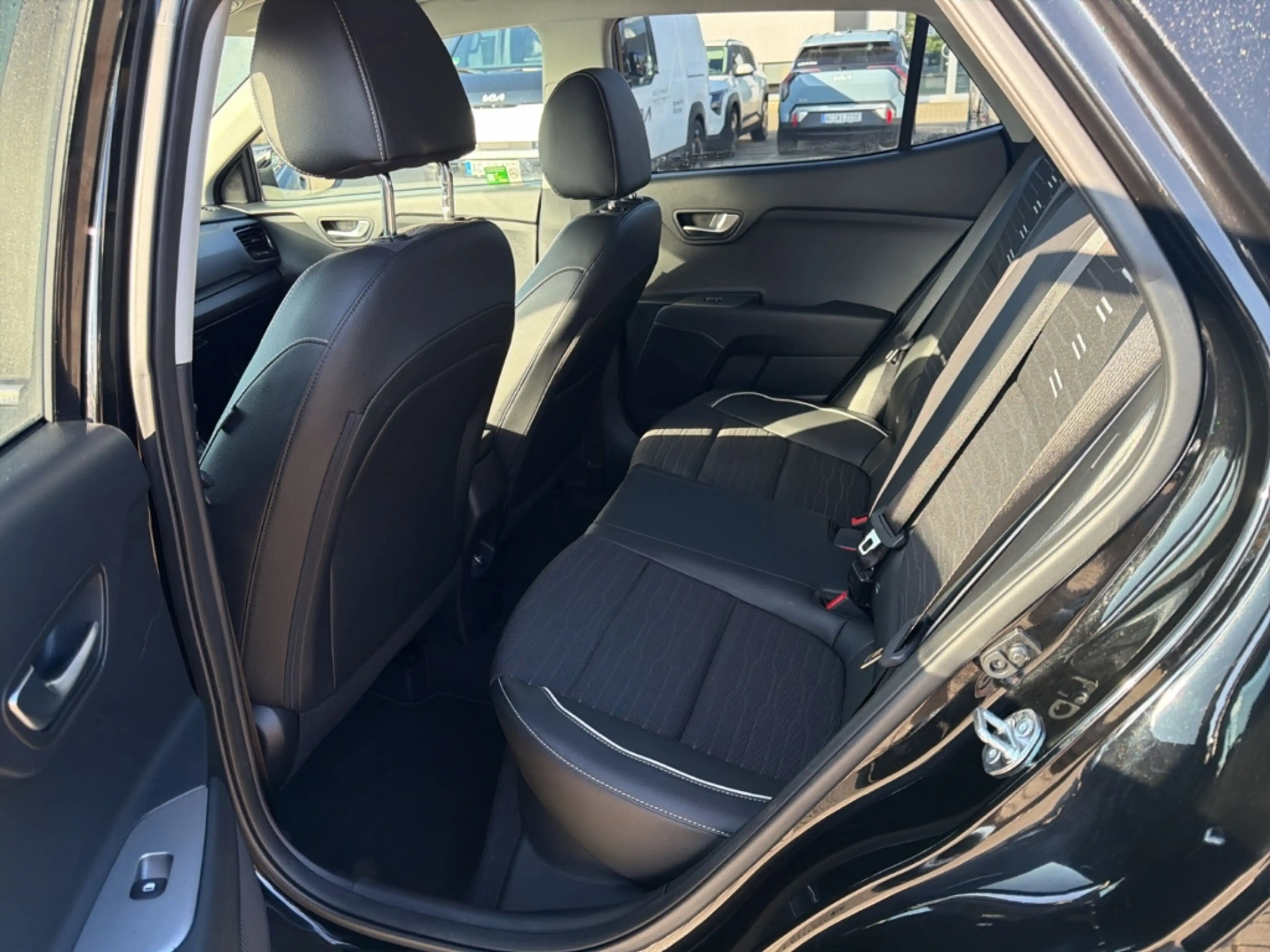 Kia Stonic GT-Line Navi Digitales Cockpit Soundsystem LED ACC — photo 11
