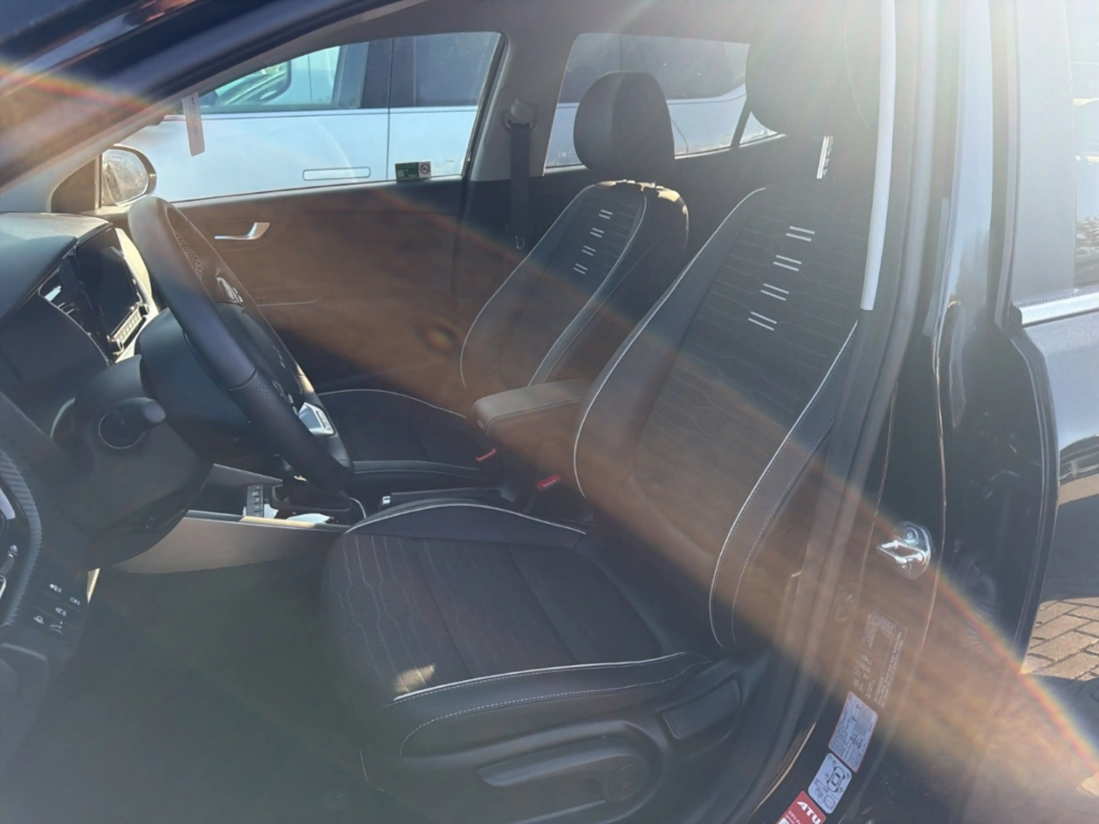 Kia Stonic GT-Line Navi Digitales Cockpit Soundsystem LED ACC — photo 8
