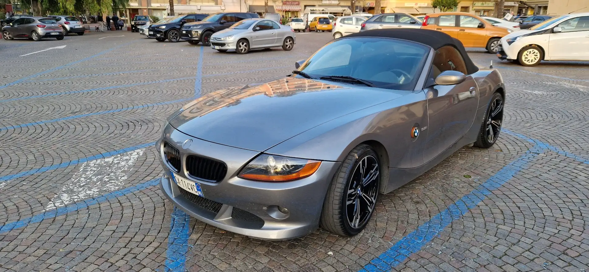BMW Z4 Roadster 2.2i - 2