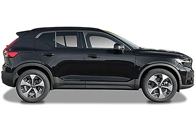 Volvo XC40 view 3