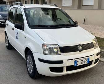 1.1 Active 5 posti ABS City Dual Drive Doppio Air bag