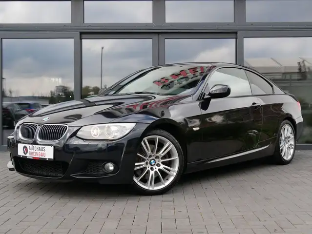BMW 330 330 i Coupe M-SPORT HIFI