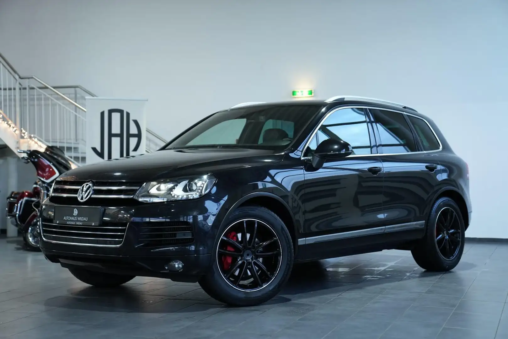 Volkswagen Touareg V6 TDI BMT *AUT*NAV*AHK*LED* Black - 1