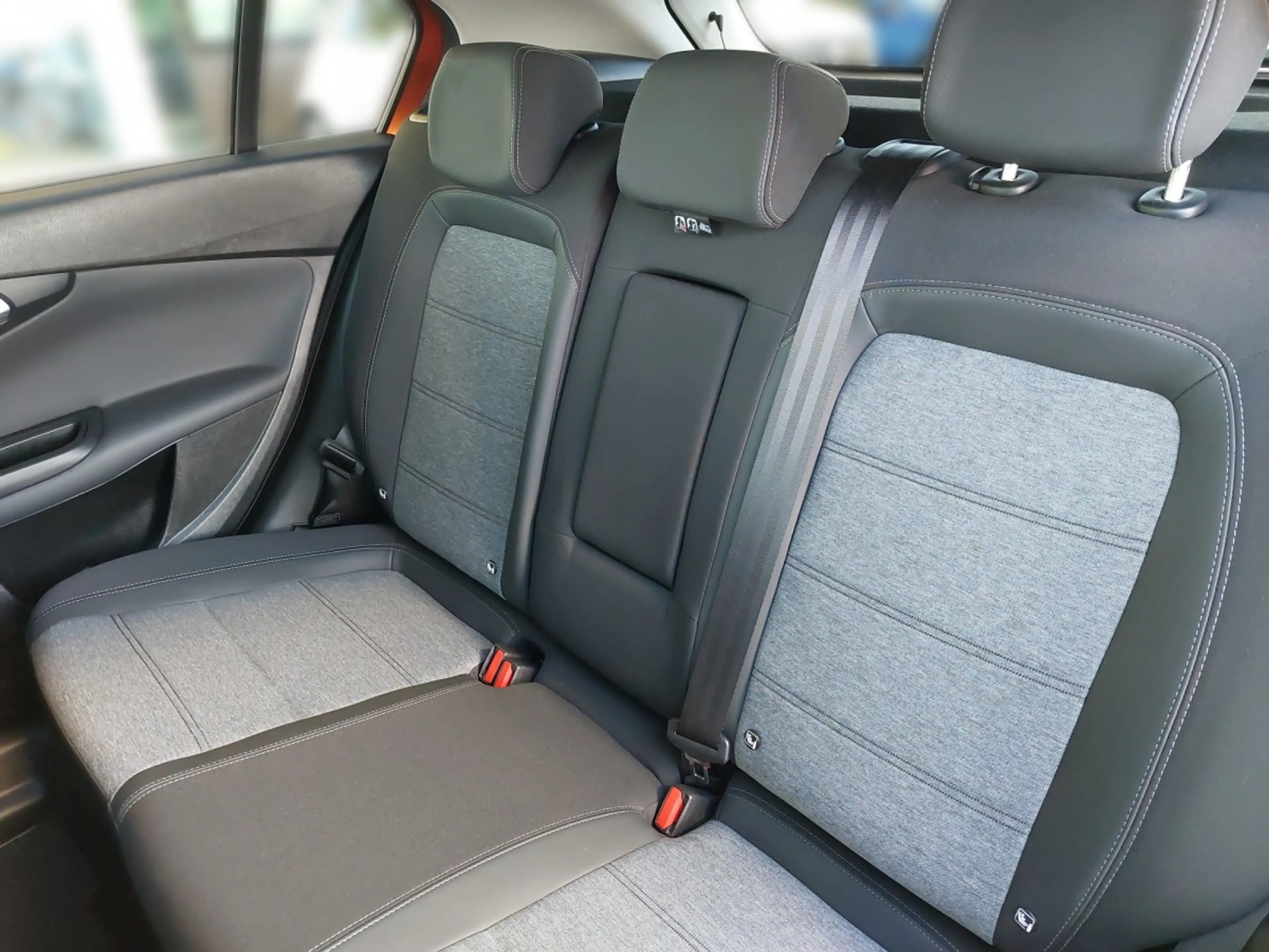 Fiat Tipo Cross FireFly Turbo 100 — photo 11