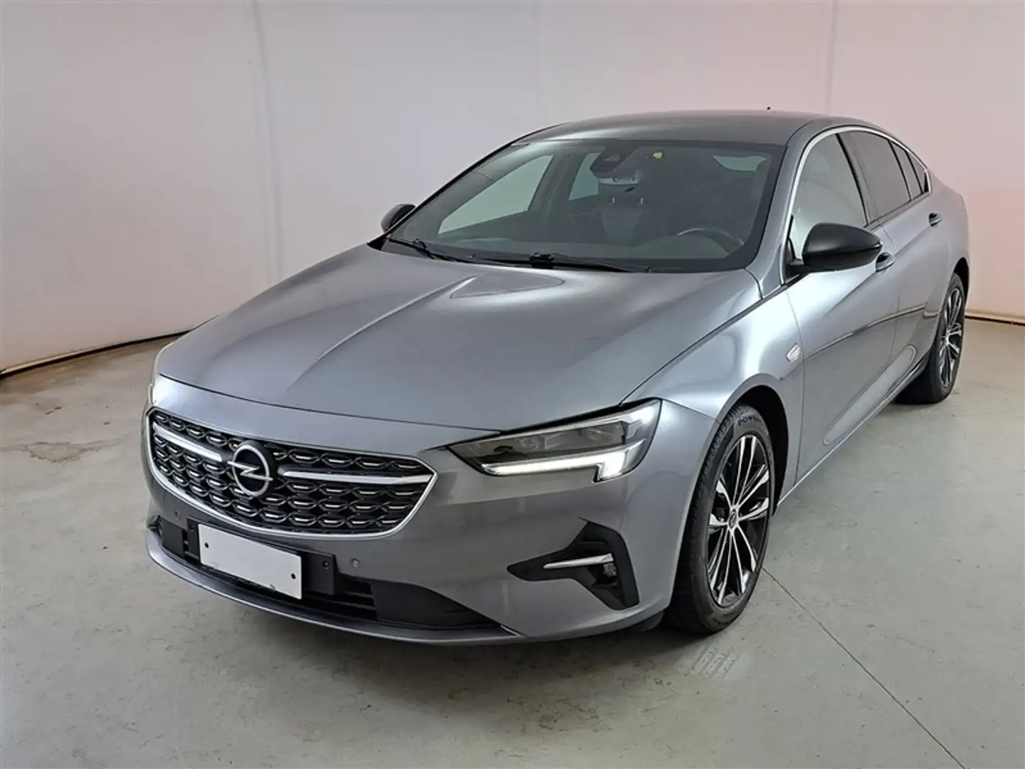 Opel Insignia GRAND SPORT GS 2.0 CDTI Ultimate 174cv MT6 - 1